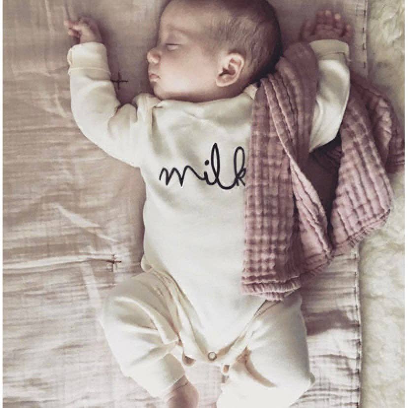 Annie & Charles® Milk Anzug
