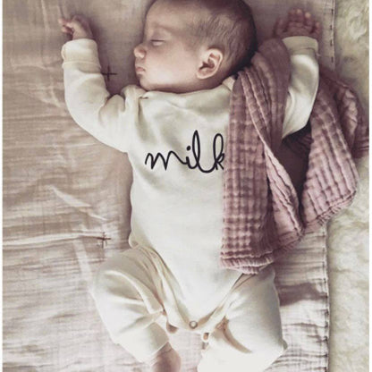 Annie & Charles® Milk Anzug