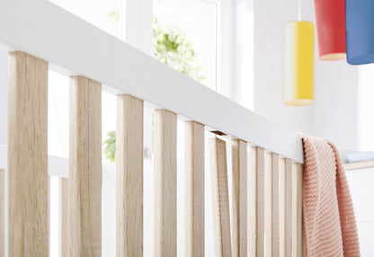 Starterset 'Lumi' extrabreit
2-teilig: Kinderbett, extra breite Wickelkommode