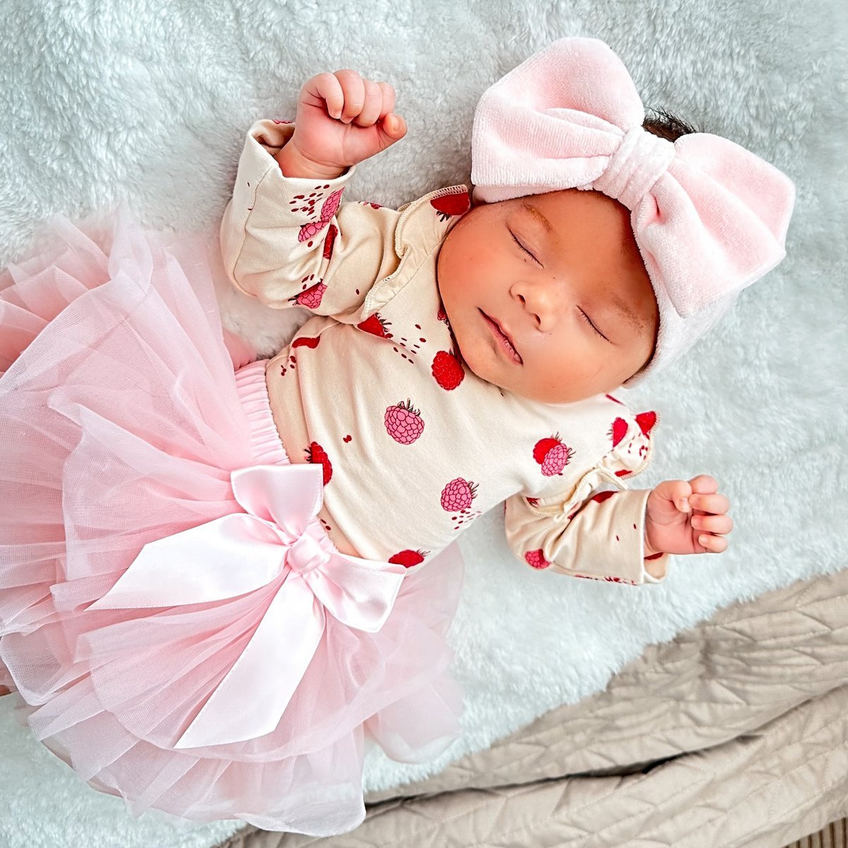 May Mays | Livia Haarband | Samtschleife Rosa | 0-4 Jahre