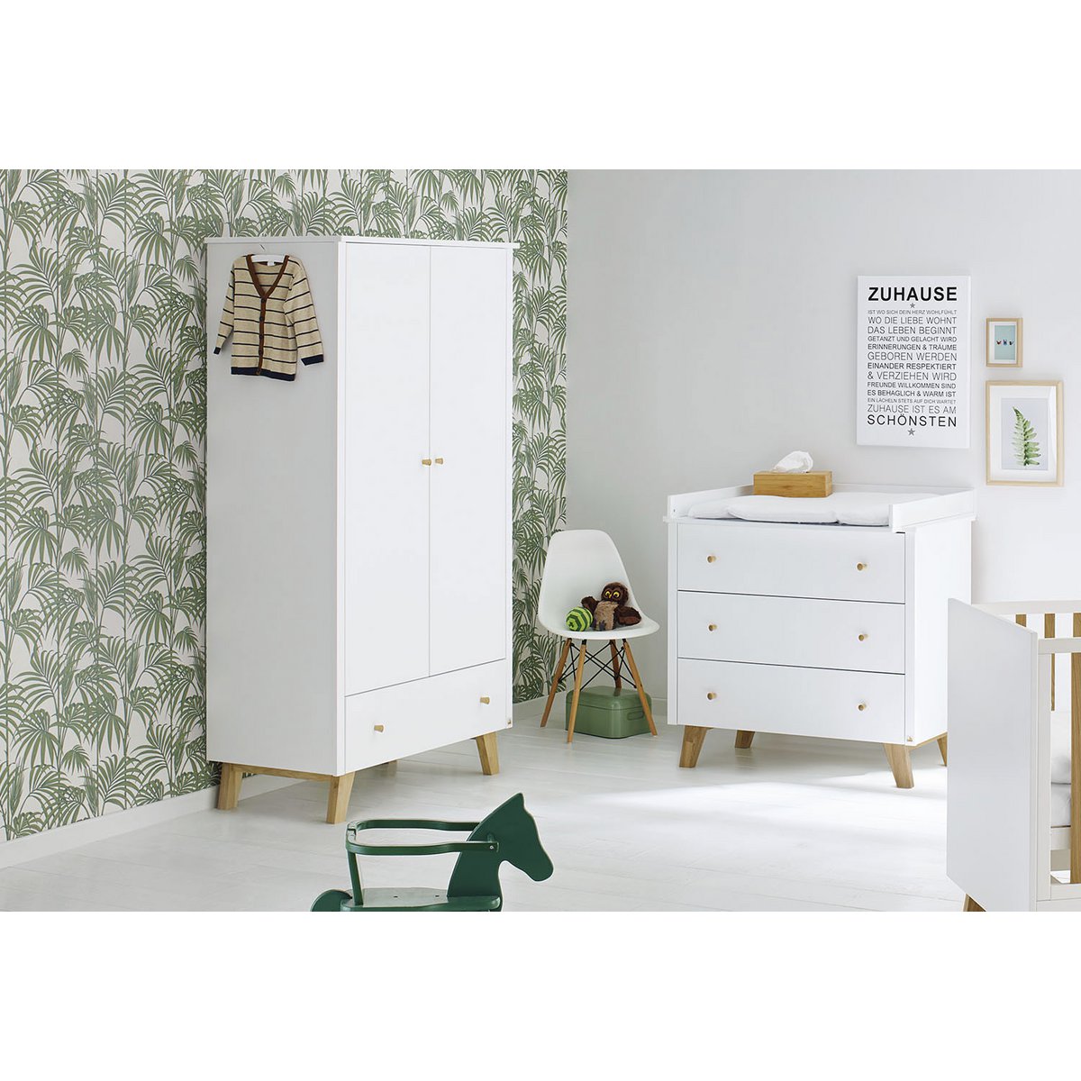 Kleiderschrank 'Pfanne'