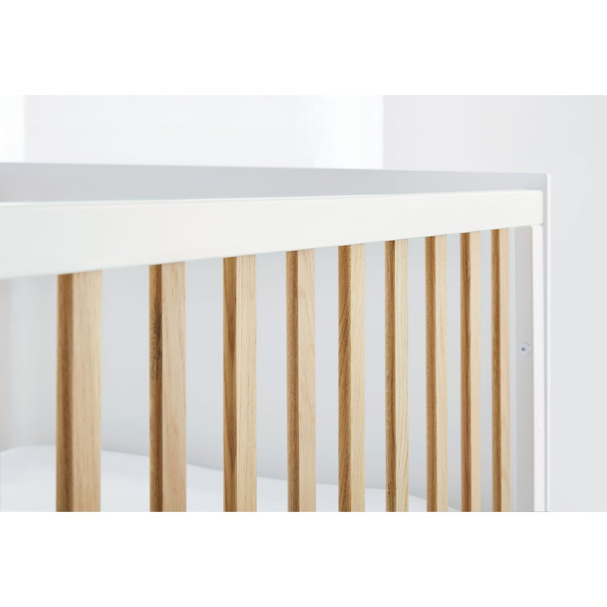 Kinderzimmer 'Pan' extra breit3-teilig: Kinderbett, extra breite Wickelkommode, 2-türiger Kleiderschrank