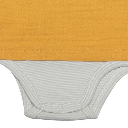 OrganicEra Bio-Musselin-Bodyshirt für Jungen, Senf