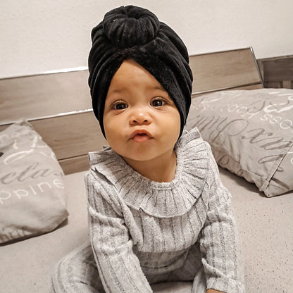 May Mays | Mae Babymütze | Turban Samt Schwarz | 0-2 Jahre